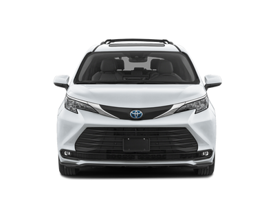 2025 Toyota Sienna XLE 8 Passenger