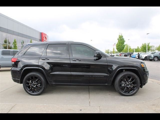 2017 Jeep Grand Cherokee Altitude
