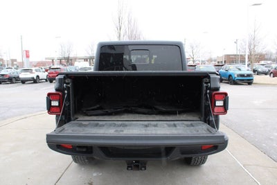 2022 Jeep Gladiator Overland