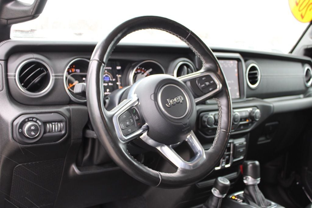 2022 Jeep Gladiator Overland