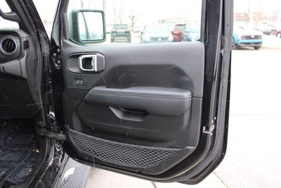 2022 Jeep Gladiator Overland