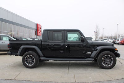 2022 Jeep Gladiator Overland