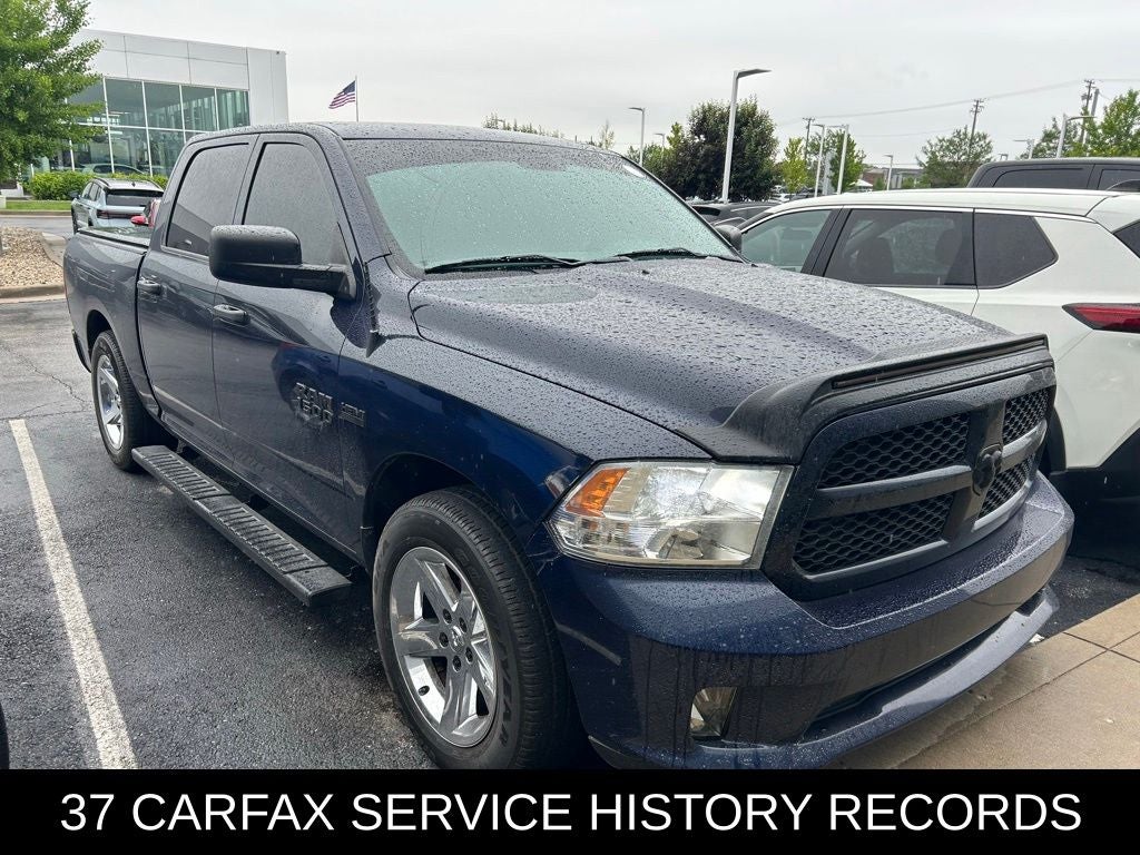 2016 RAM 1500 Express Crew Cab 5'7" (Fleet)'s photo