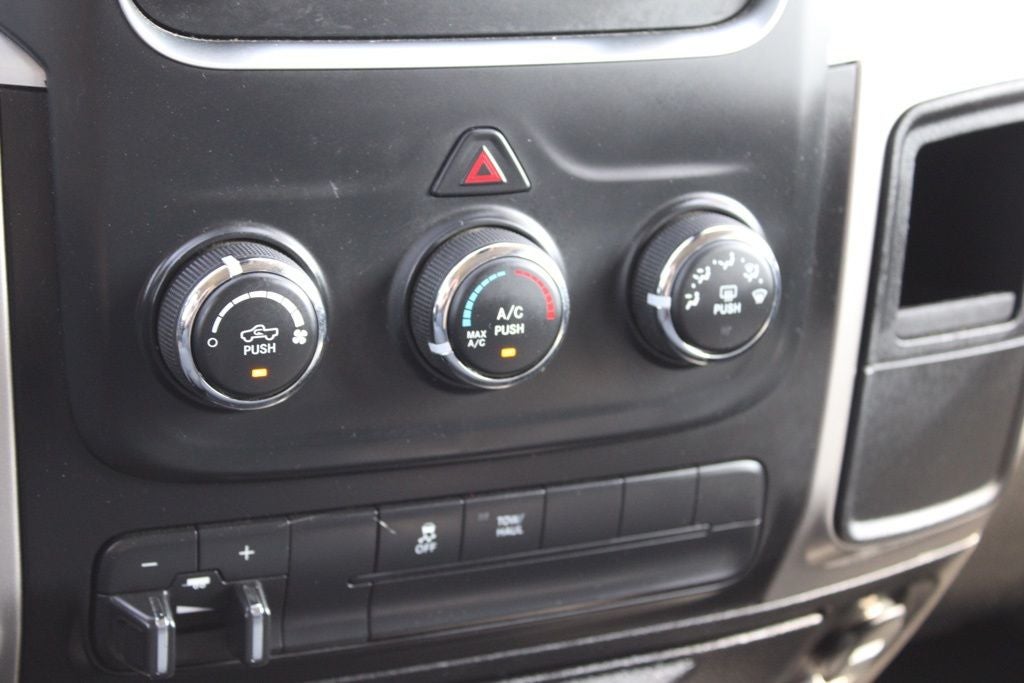 2020 RAM 1500 Classic SLT