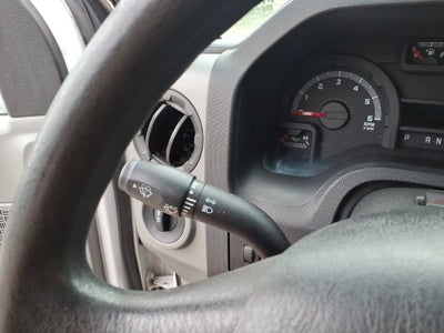2009 Ford E-350SD XLT