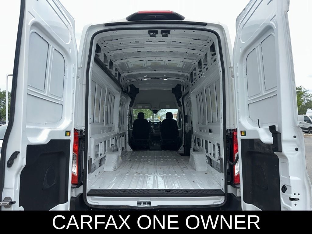 2022 Ford Transit-250 Base