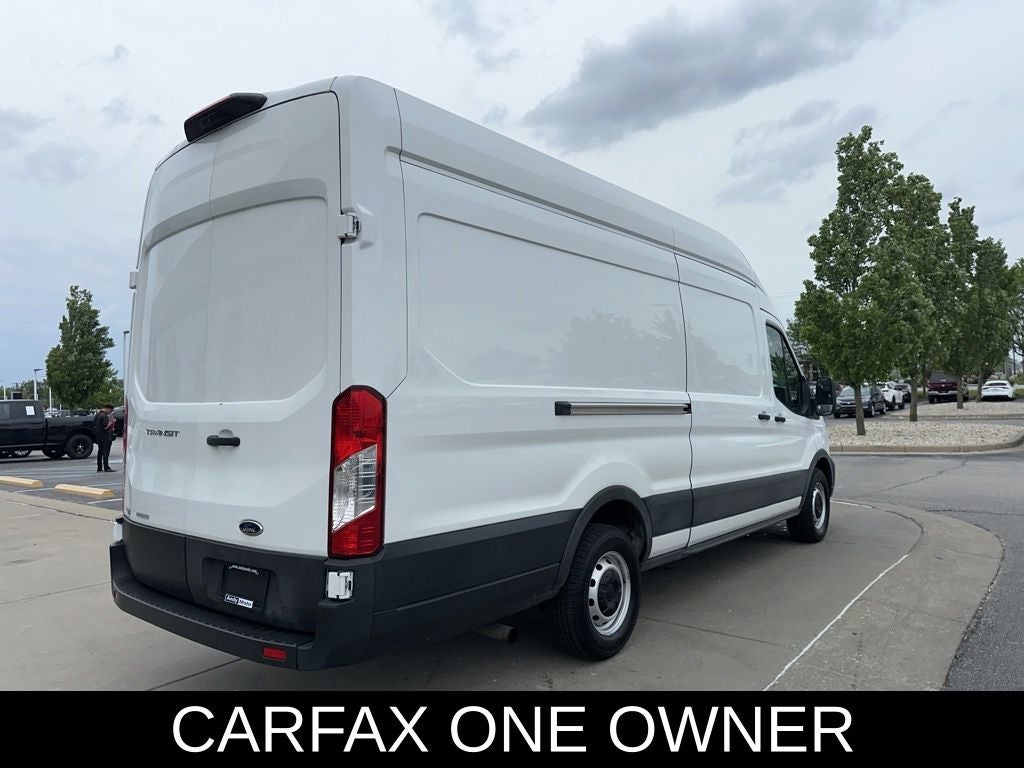 2022 Ford Transit-250 Base