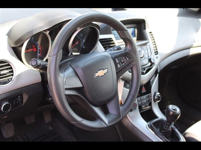 2012 Chevrolet Cruze LS