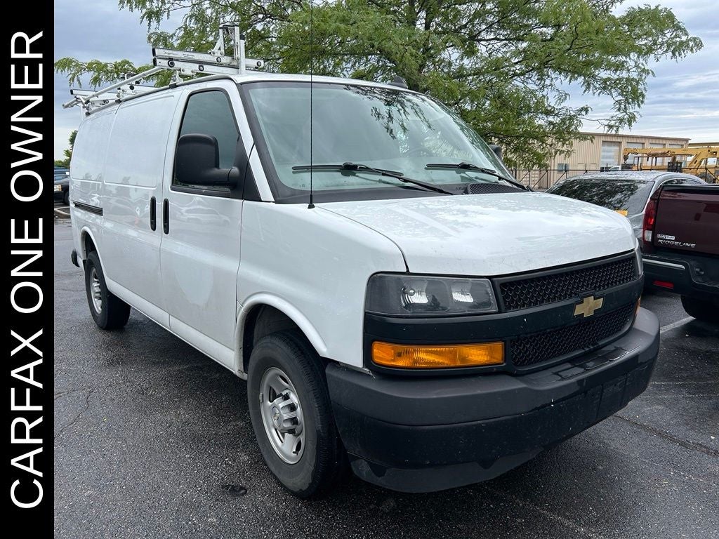 2022 Chevrolet Express 2500 Work Van HD's photo