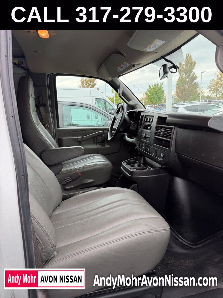 2023 Chevrolet Express 3500 Work Van Cargo