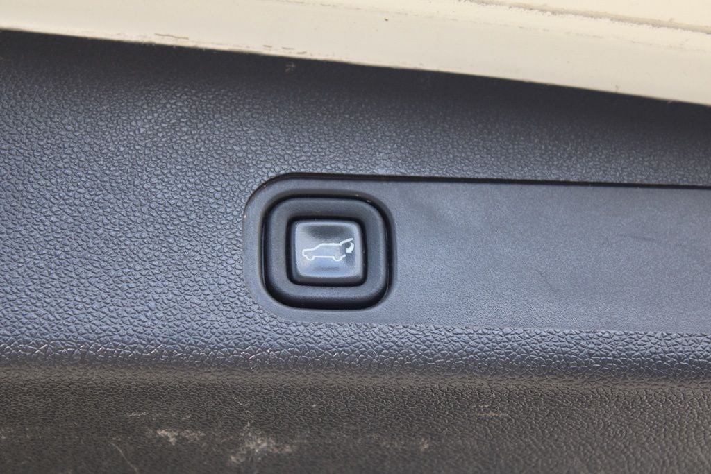 2011 Chevrolet Suburban 1500 LTZ