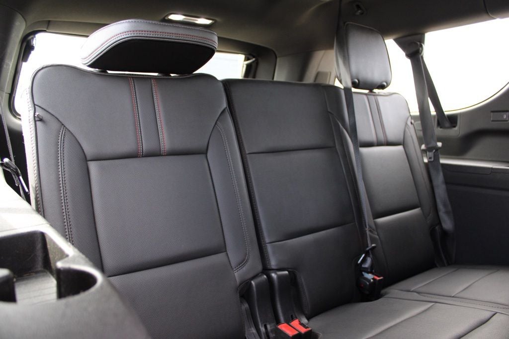 2021 Chevrolet Suburban RST