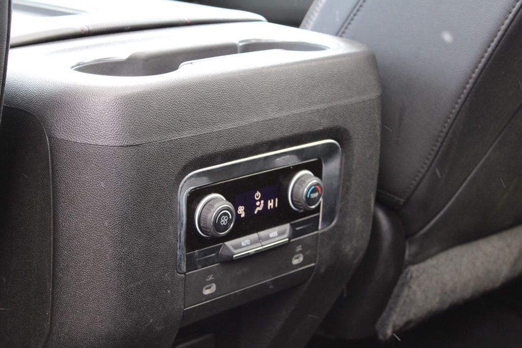 2021 Chevrolet Suburban RST