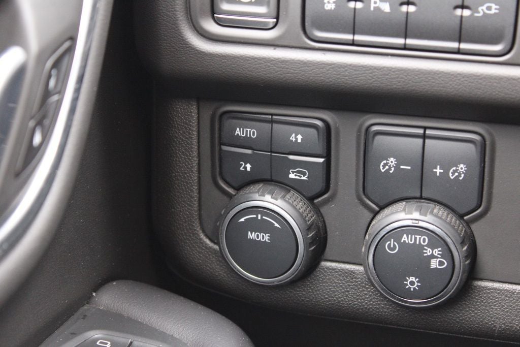 2021 Chevrolet Suburban RST