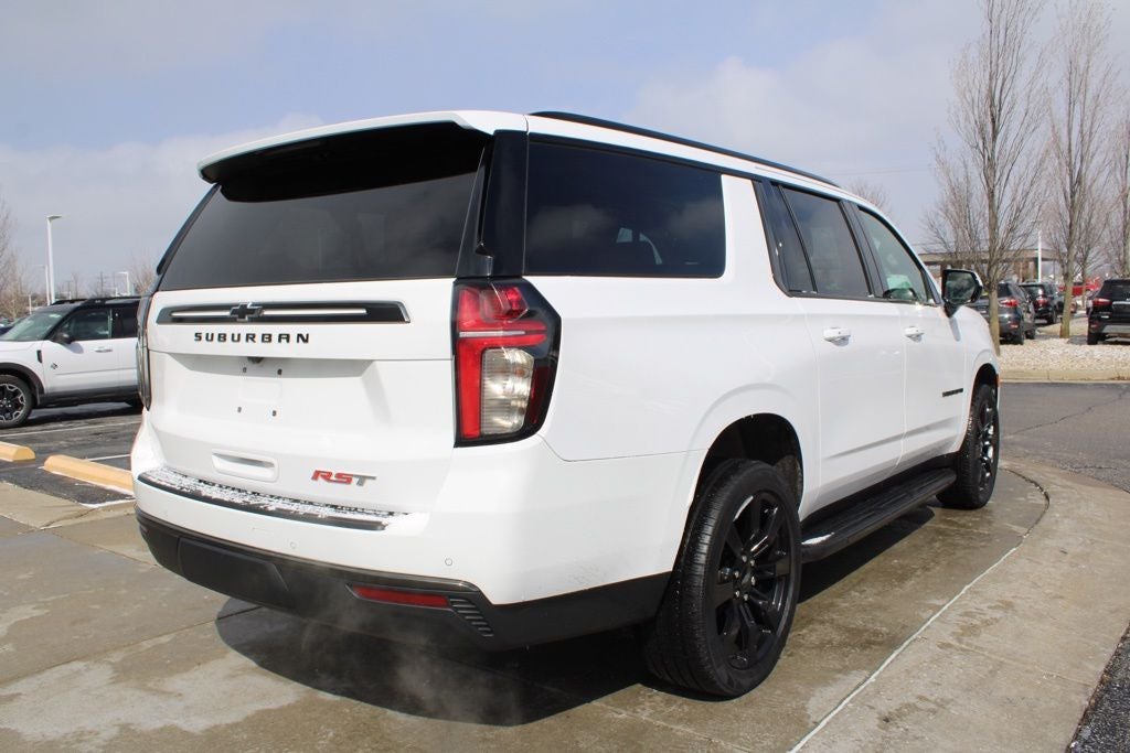 2021 Chevrolet Suburban RST