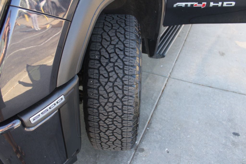 2024 GMC Sierra 2500HD AT4