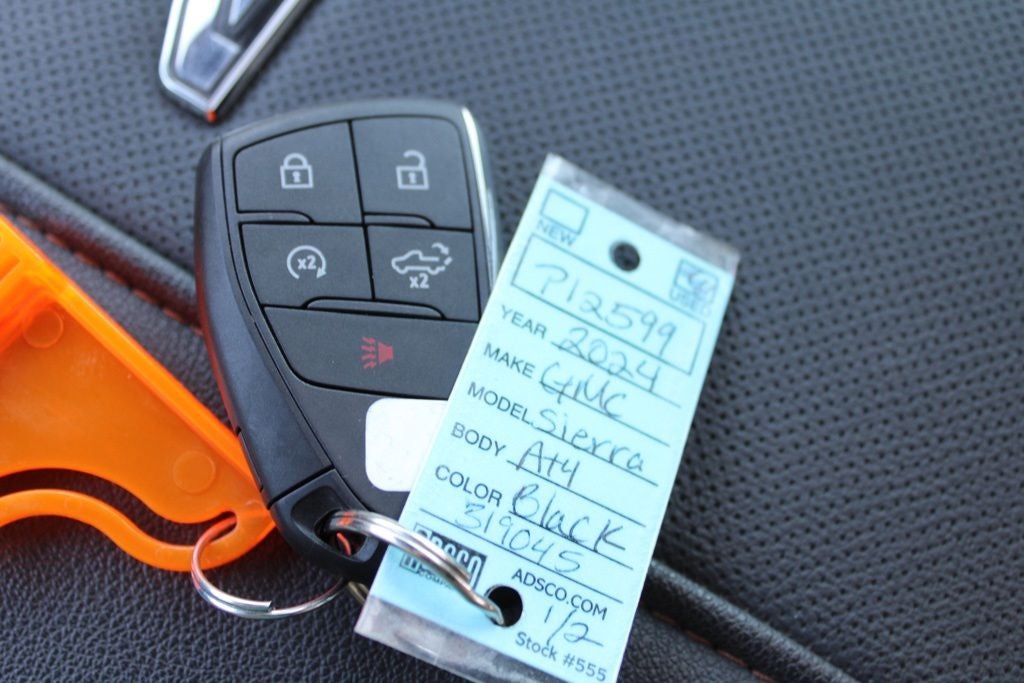 2024 GMC Sierra 2500HD AT4