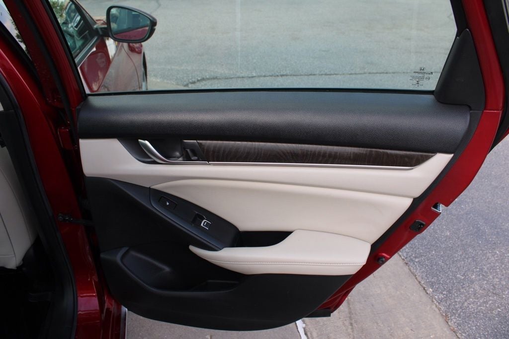 2020 Honda Accord Touring 2.0T