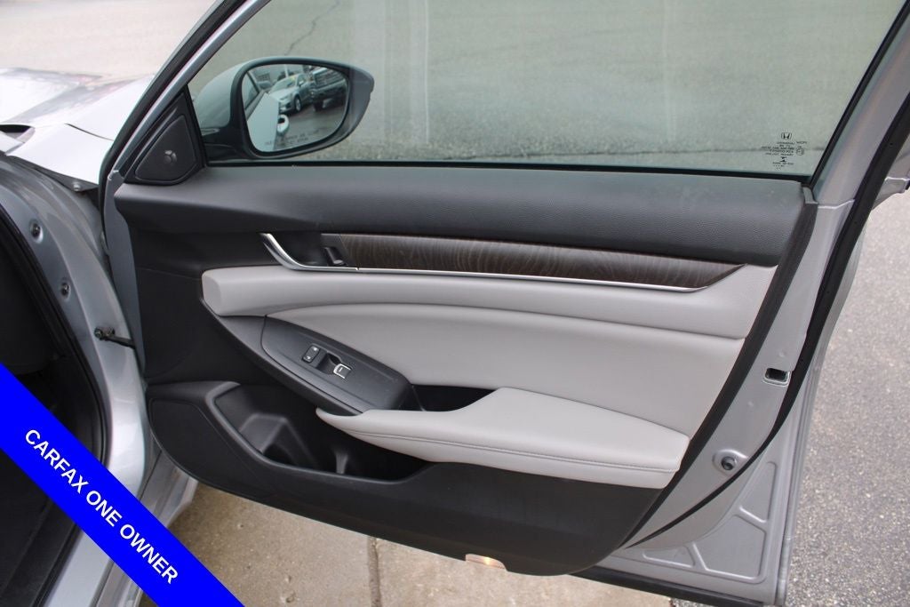 2019 Honda Accord Hybrid Touring