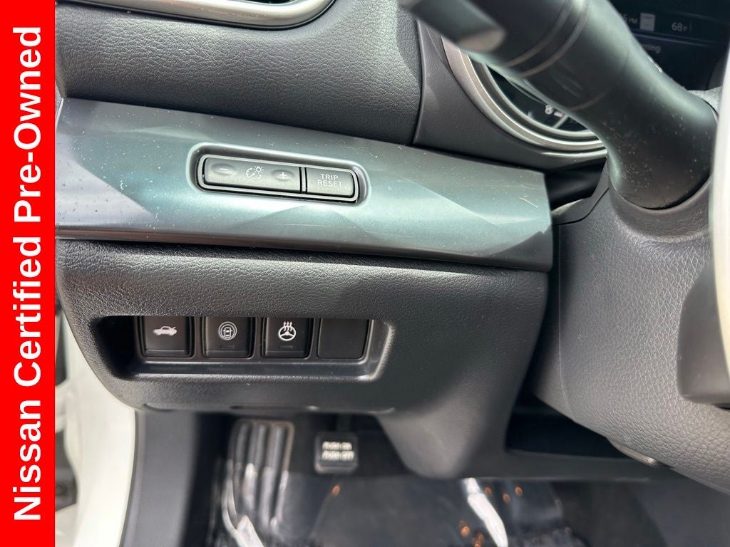 2023 Nissan Maxima SR