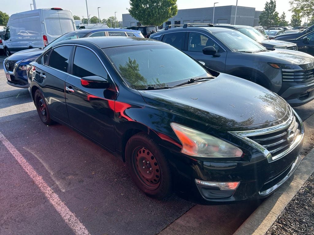 2015 Nissan Altima 2.5 S's photo