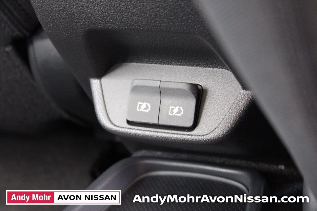 2025 Nissan Leaf SV Plus