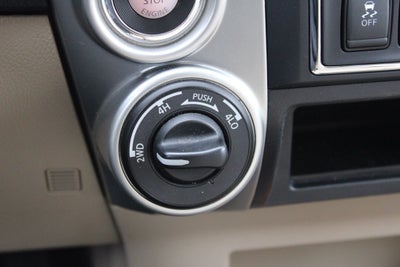 2017 Nissan Titan SV