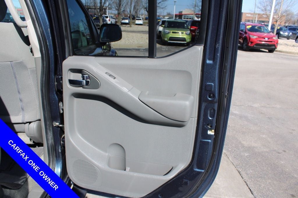 2016 Nissan Frontier SV