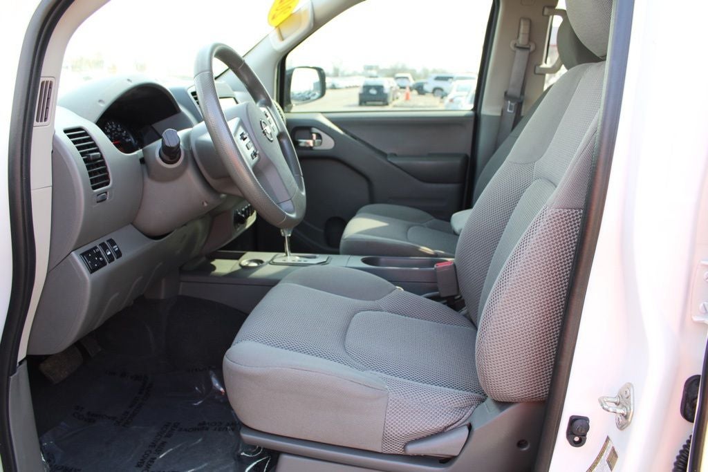 2020 Nissan Frontier SV