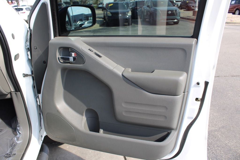 2020 Nissan Frontier SV