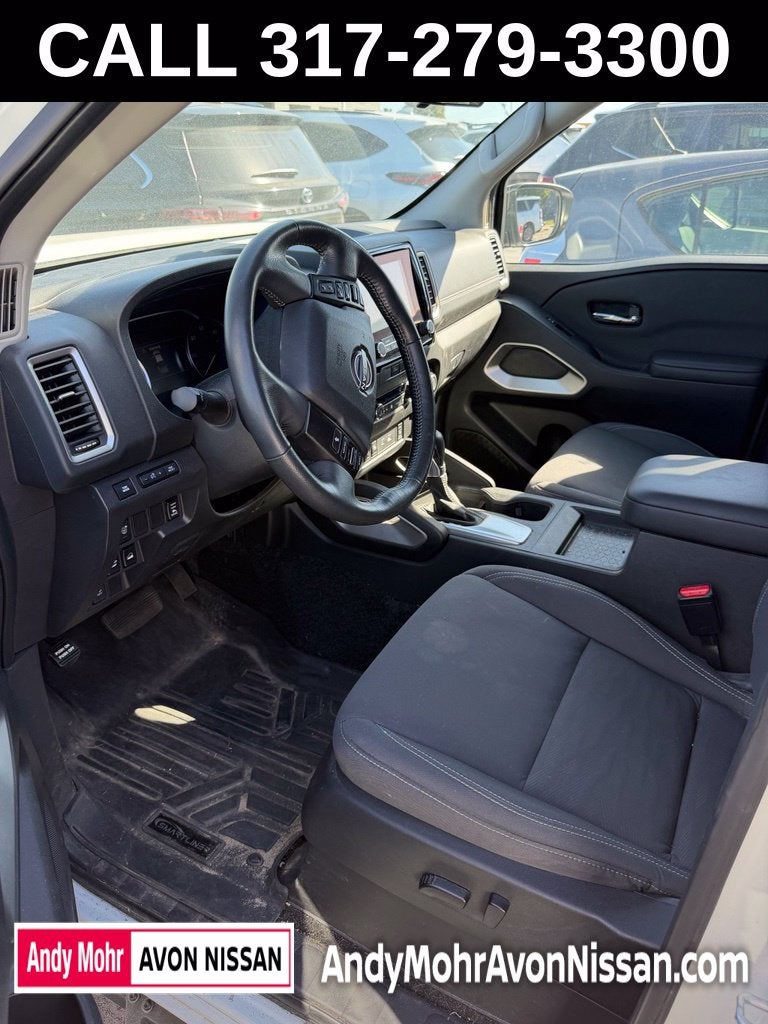 2024 Nissan Frontier SV