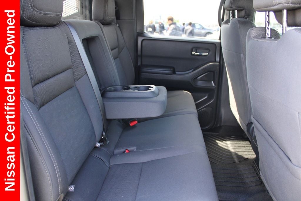 2023 Nissan Frontier SV