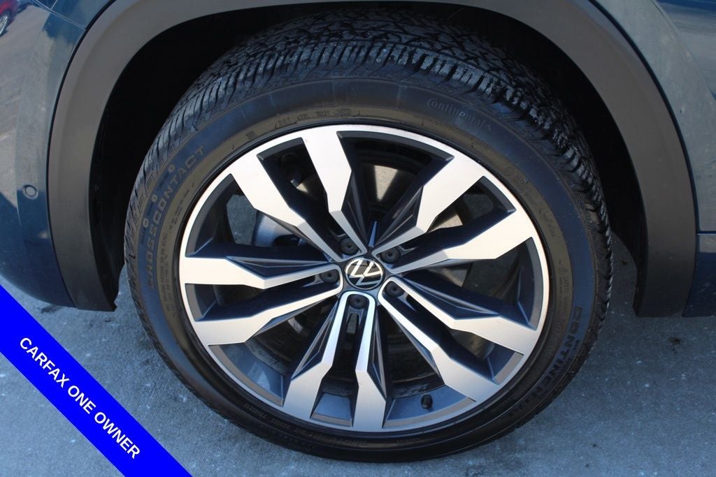 2022 Volkswagen Atlas Cross Sport 3.6L V6 SEL Premium R-Line