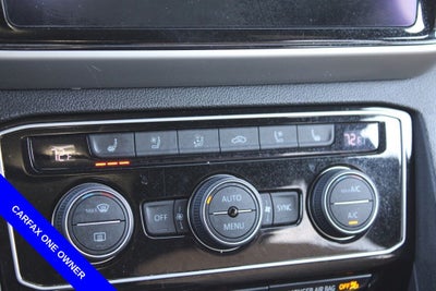 2022 Volkswagen Atlas Cross Sport 3.6L V6 SEL Premium R-Line