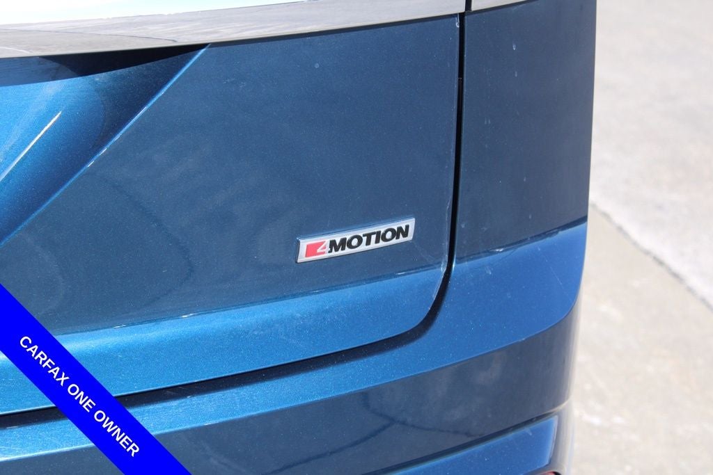 2022 Volkswagen Atlas Cross Sport 3.6L V6 SEL Premium R-Line