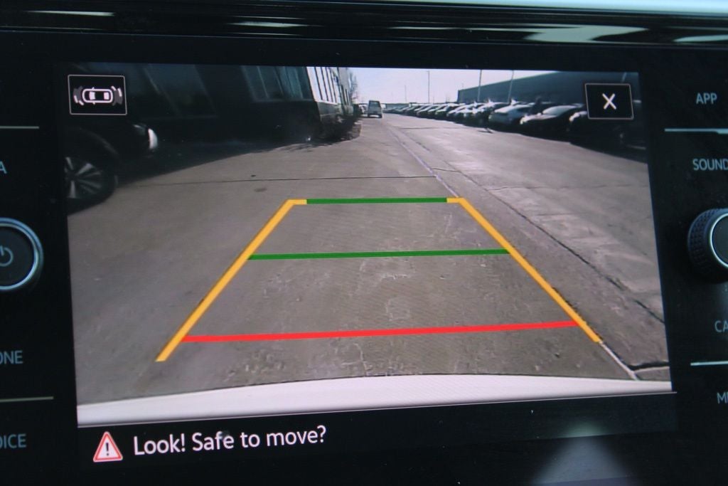 2022 Volkswagen Atlas 3.6L V6 SE w/Technology