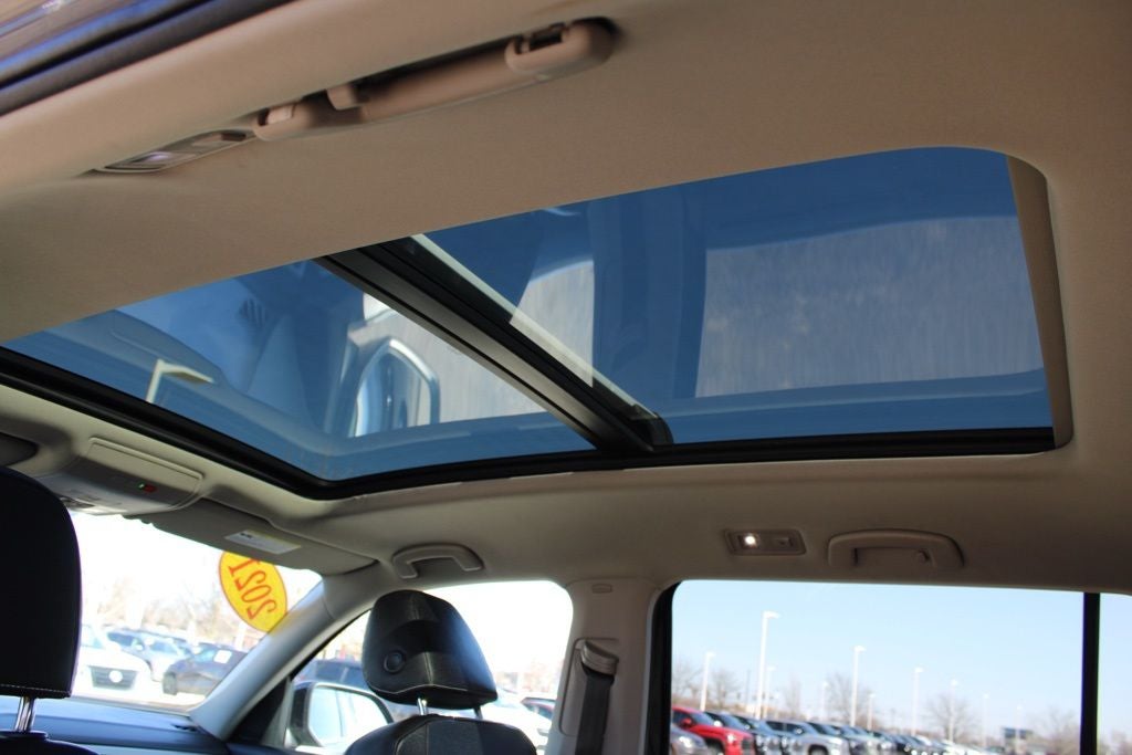 2021 Volkswagen Atlas 3.6L V6 SE w/Technology R-Line