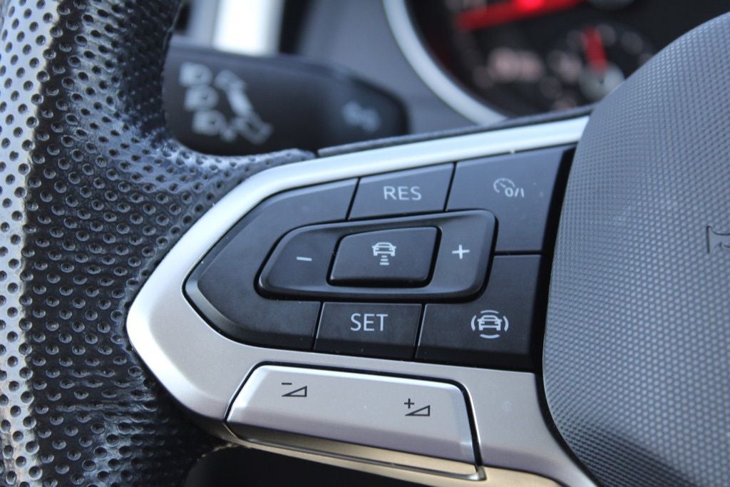 2021 Volkswagen Atlas 3.6L V6 SE w/Technology R-Line