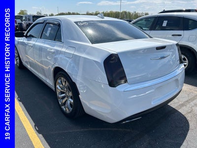 2018 Chrysler 300 Touring