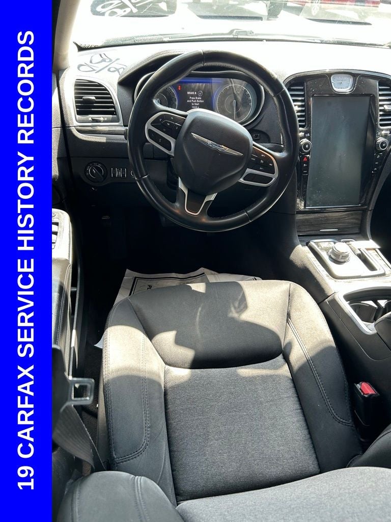 2018 Chrysler 300 Touring