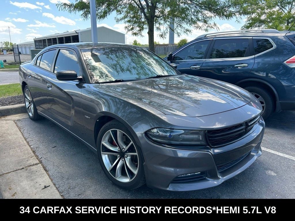 2015 Dodge Charger R/T's photo