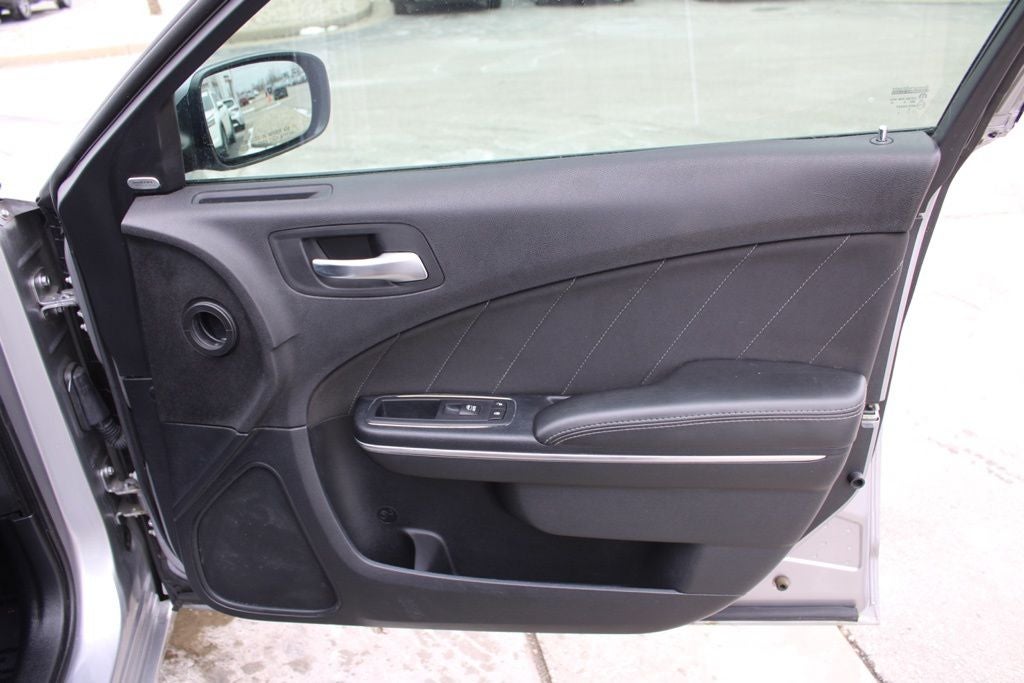 2016 Dodge Charger SXT