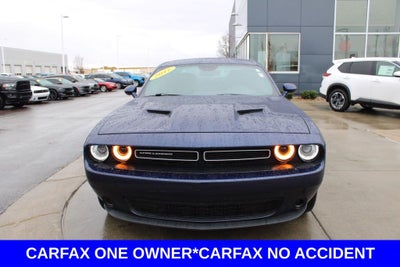 2017 Dodge Challenger SXT