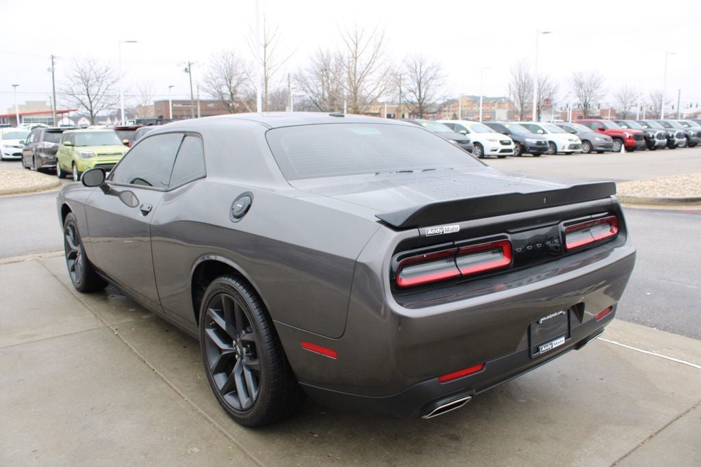 2022 Dodge Challenger SXT