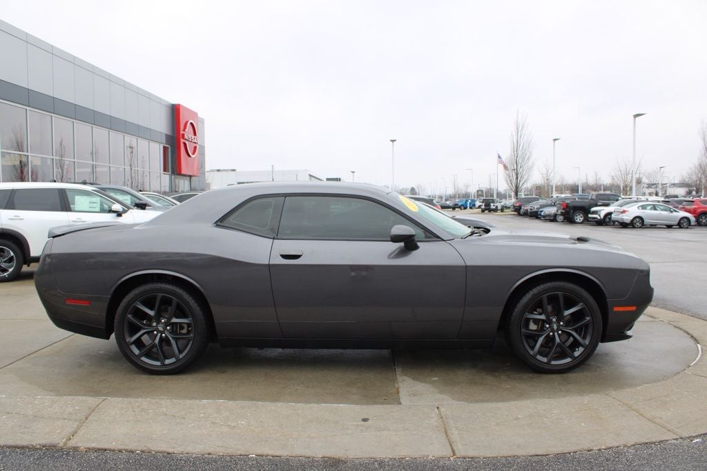 2022 Dodge Challenger SXT