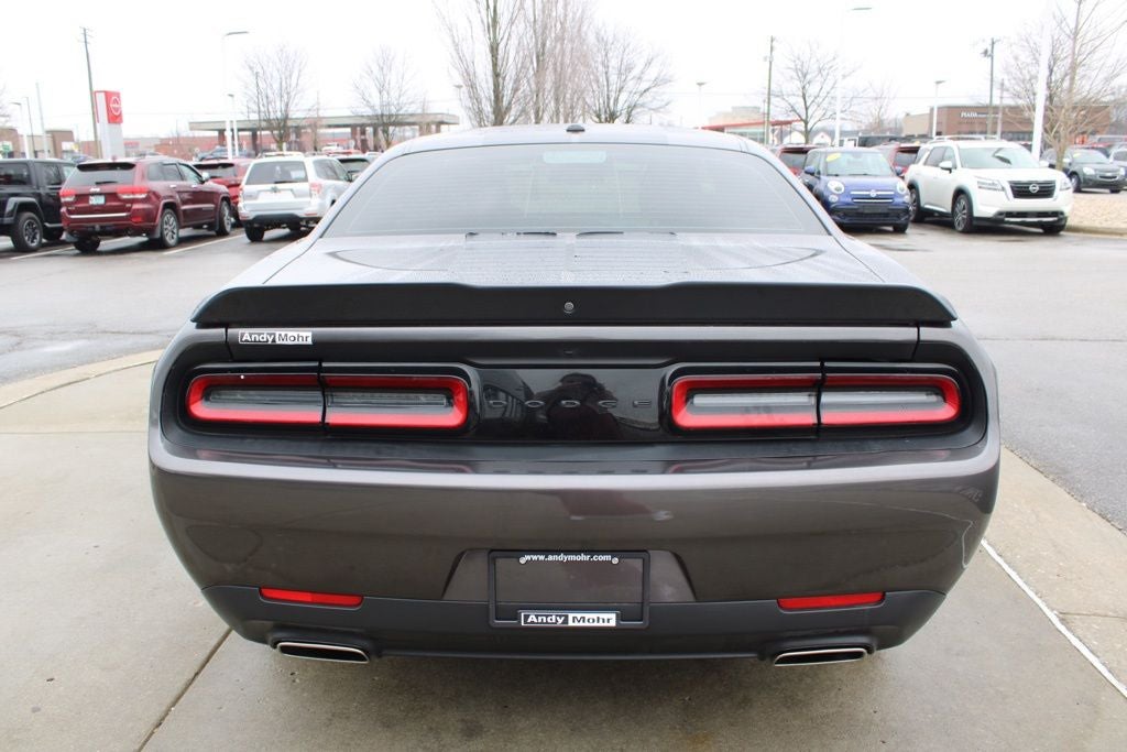 2022 Dodge Challenger SXT