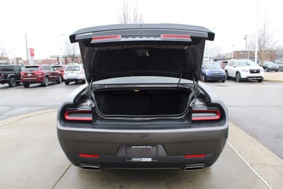 2022 Dodge Challenger SXT