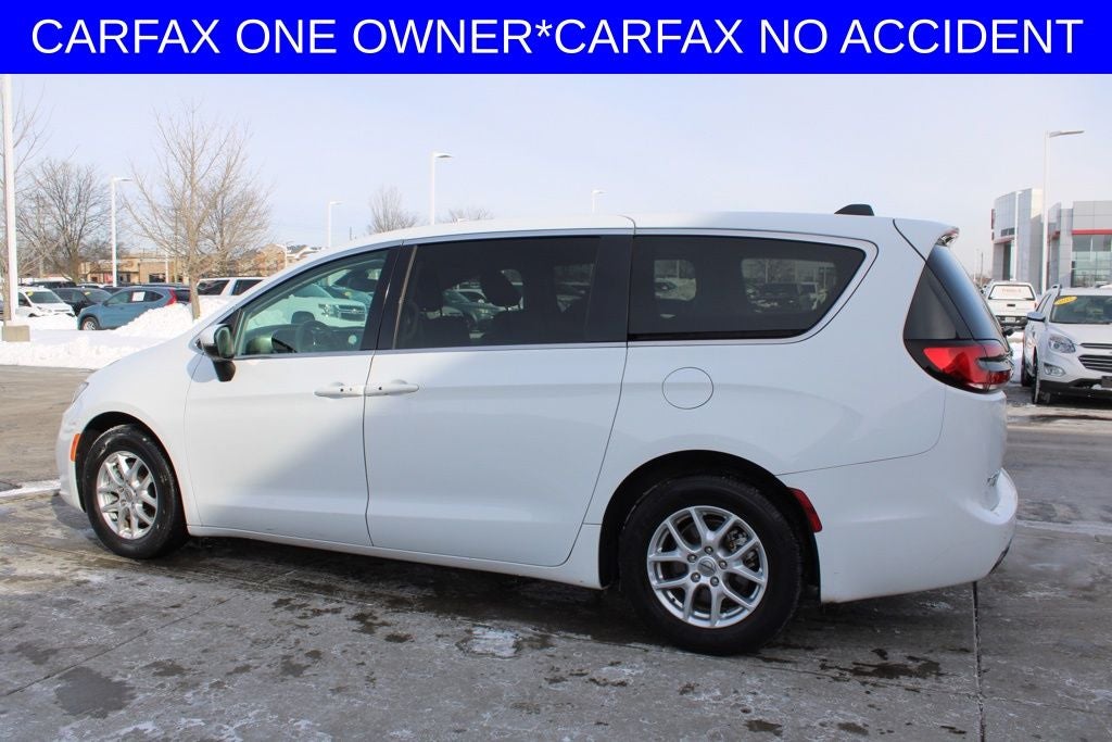 2023 Chrysler Pacifica Touring L