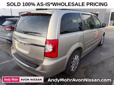 2016 Chrysler Town & Country Touring
