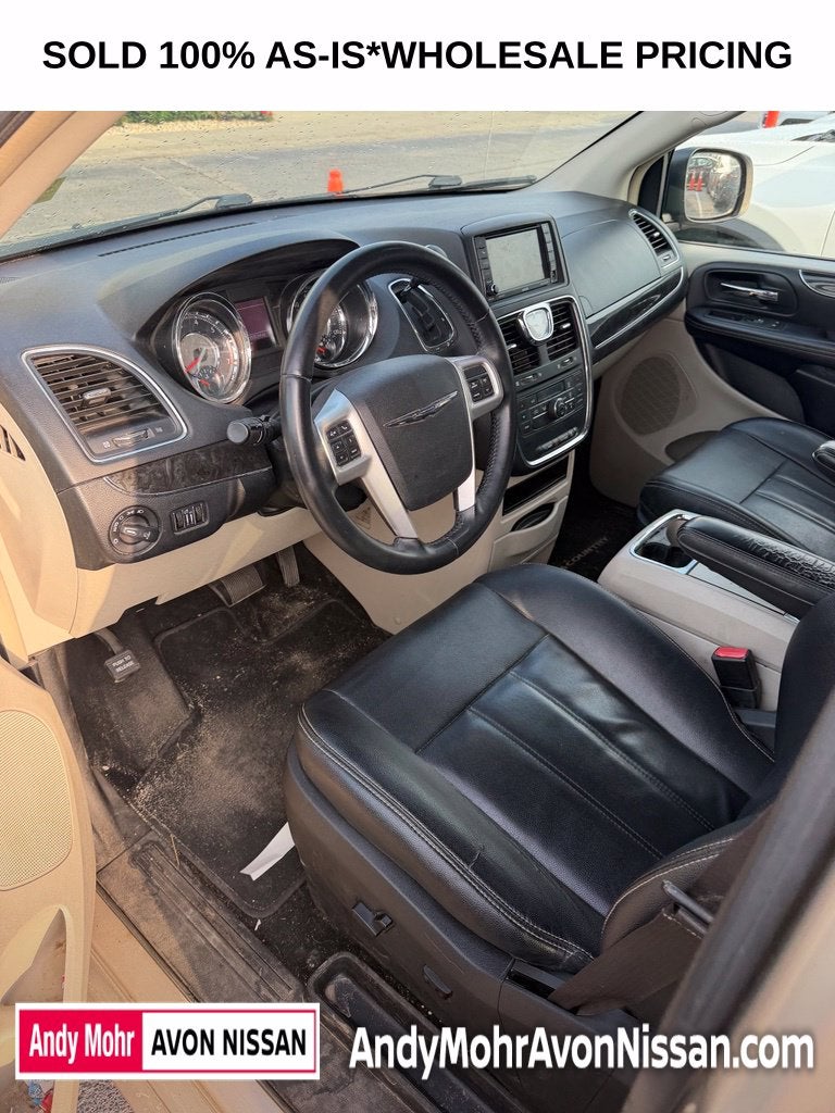 2016 Chrysler Town & Country Touring